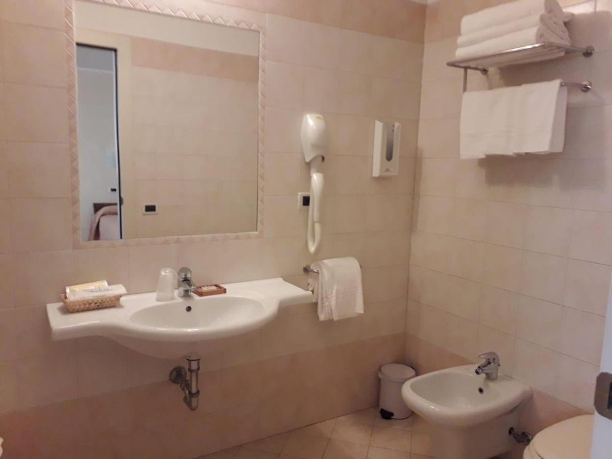 Albergo Ristorante Campanile Azzurro Villafranca Padovana Εξωτερικό φωτογραφία