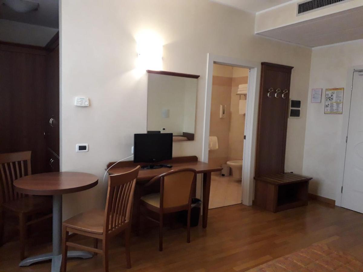 Albergo Ristorante Campanile Azzurro Villafranca Padovana Εξωτερικό φωτογραφία